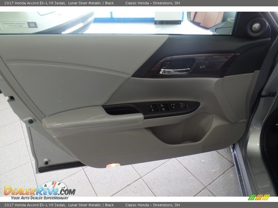 2017 Honda Accord EX-L V6 Sedan Lunar Silver Metallic / Black Photo #6