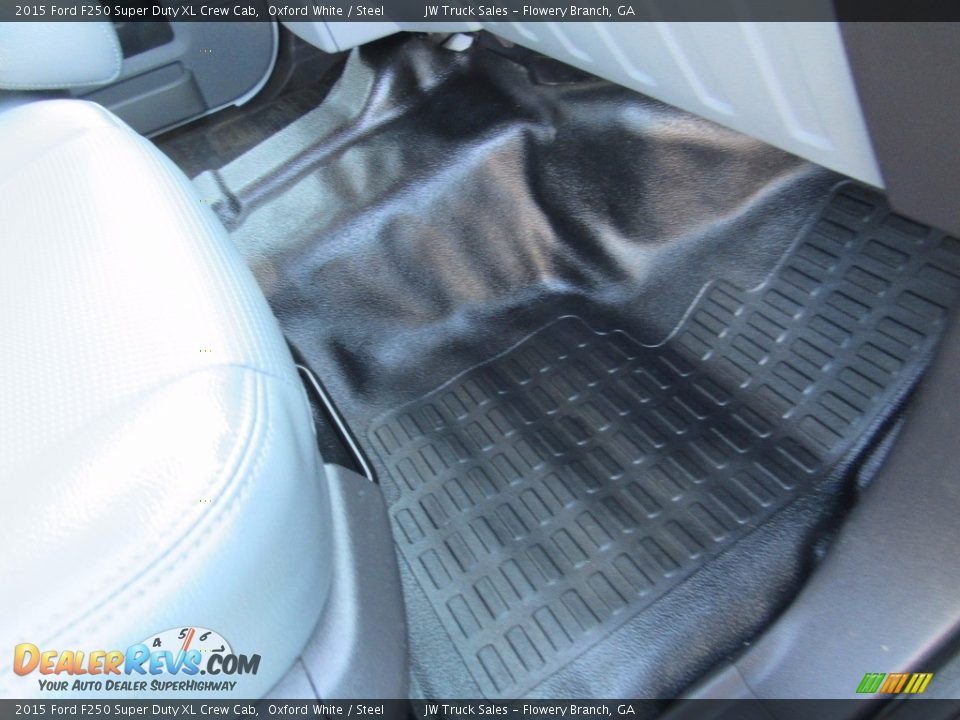 2015 Ford F250 Super Duty XL Crew Cab Oxford White / Steel Photo #28