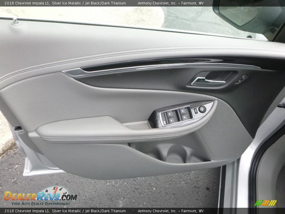 Door Panel of 2018 Chevrolet Impala LS Photo #14