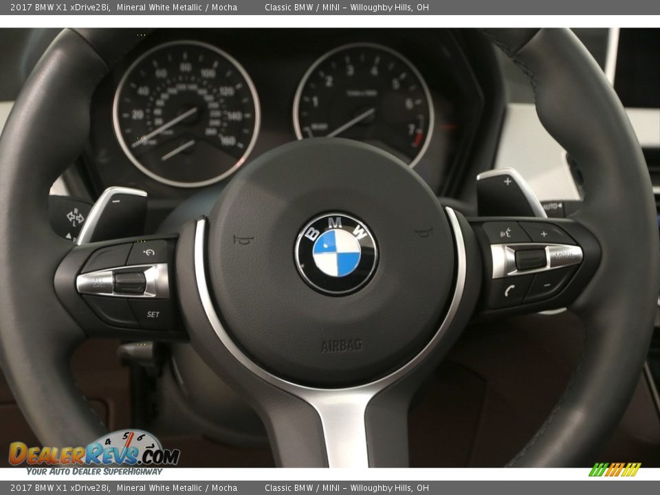 2017 BMW X1 xDrive28i Mineral White Metallic / Mocha Photo #9