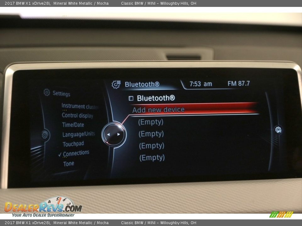 2017 BMW X1 xDrive28i Mineral White Metallic / Mocha Photo #13