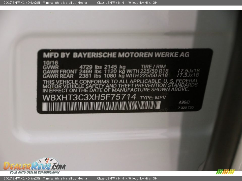 2017 BMW X1 xDrive28i Mineral White Metallic / Mocha Photo #24