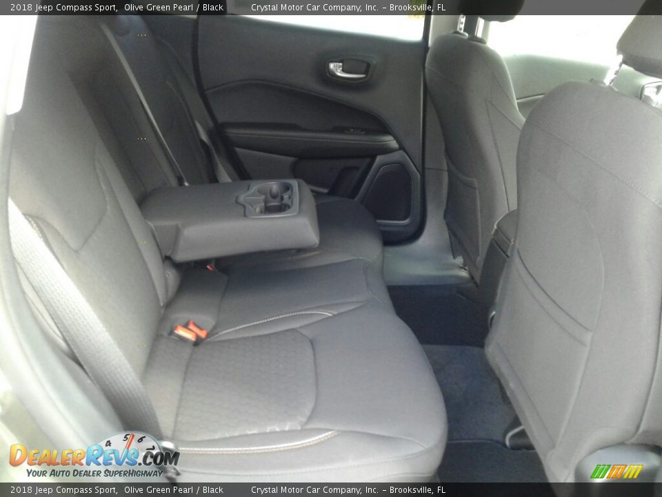 2018 Jeep Compass Sport Olive Green Pearl / Black Photo #11