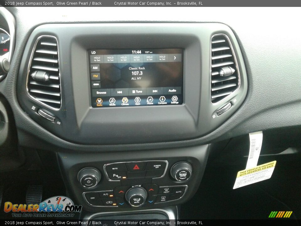 2018 Jeep Compass Sport Olive Green Pearl / Black Photo #15