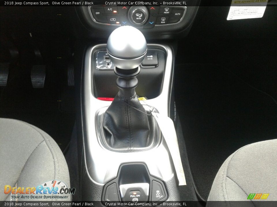 2018 Jeep Compass Sport Olive Green Pearl / Black Photo #16