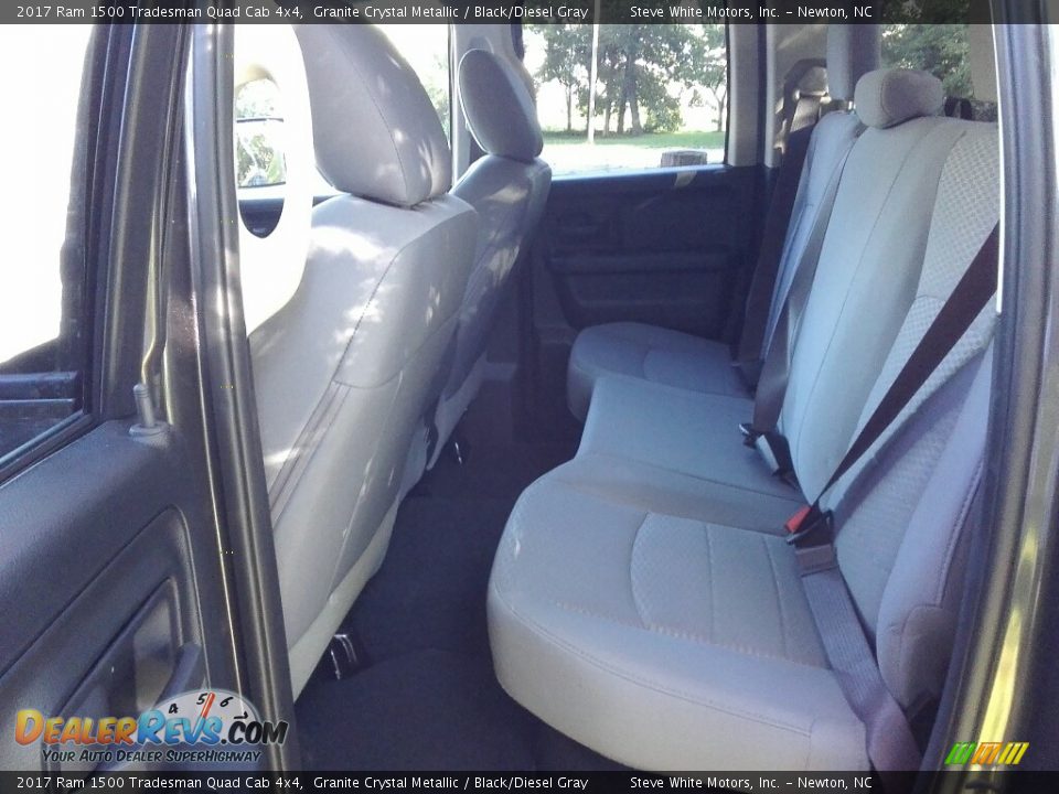 2017 Ram 1500 Tradesman Quad Cab 4x4 Granite Crystal Metallic / Black/Diesel Gray Photo #10
