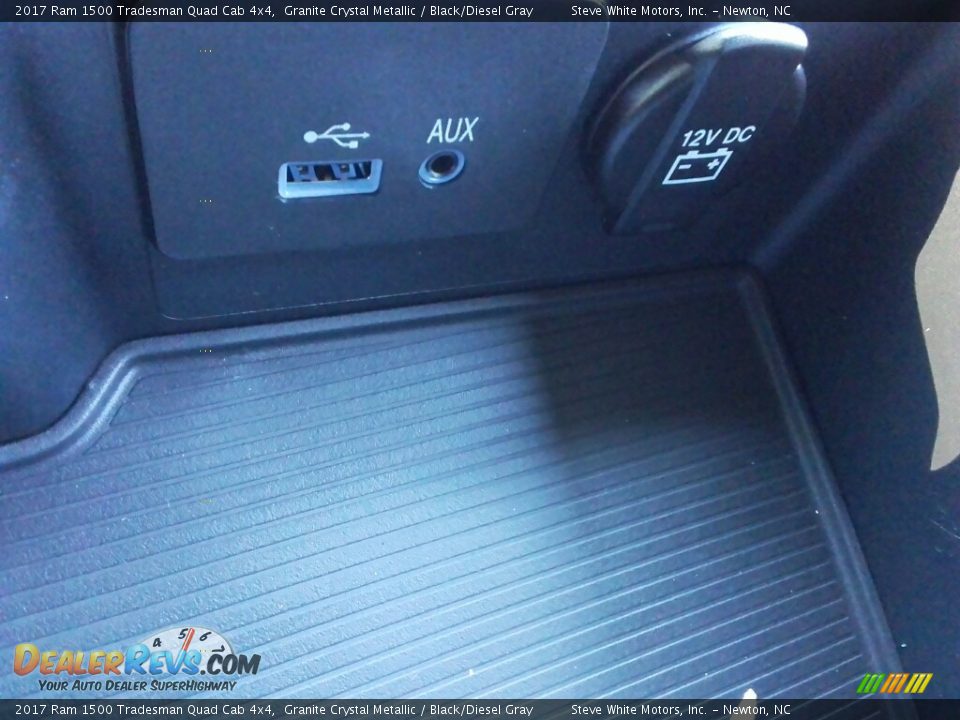 2017 Ram 1500 Tradesman Quad Cab 4x4 Granite Crystal Metallic / Black/Diesel Gray Photo #24