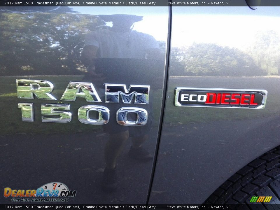 2017 Ram 1500 Tradesman Quad Cab 4x4 Granite Crystal Metallic / Black/Diesel Gray Photo #28