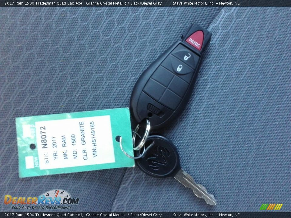 2017 Ram 1500 Tradesman Quad Cab 4x4 Granite Crystal Metallic / Black/Diesel Gray Photo #32