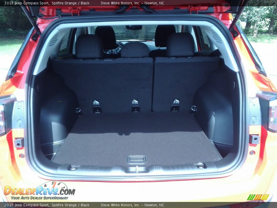 2018 Jeep Compass Sport Spitfire Orange / Black Photo #11