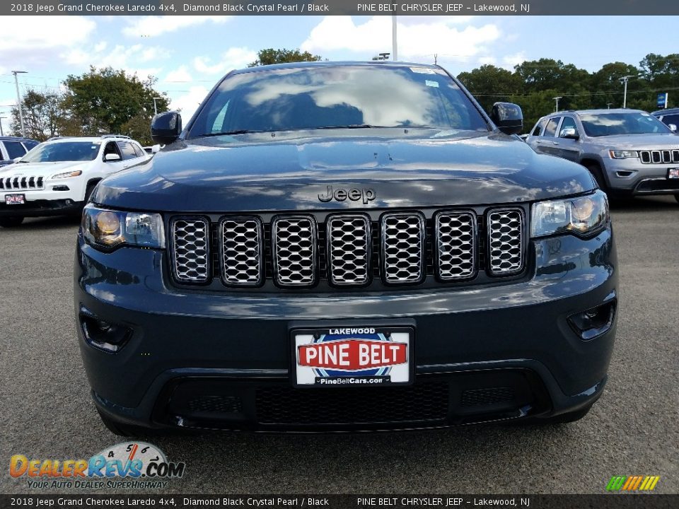 2018 Jeep Grand Cherokee Laredo 4x4 Diamond Black Crystal Pearl / Black Photo #2