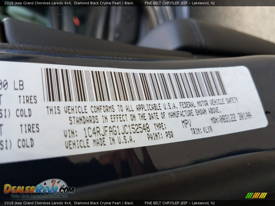 2018 Jeep Grand Cherokee Laredo 4x4 Diamond Black Crystal Pearl / Black Photo #9