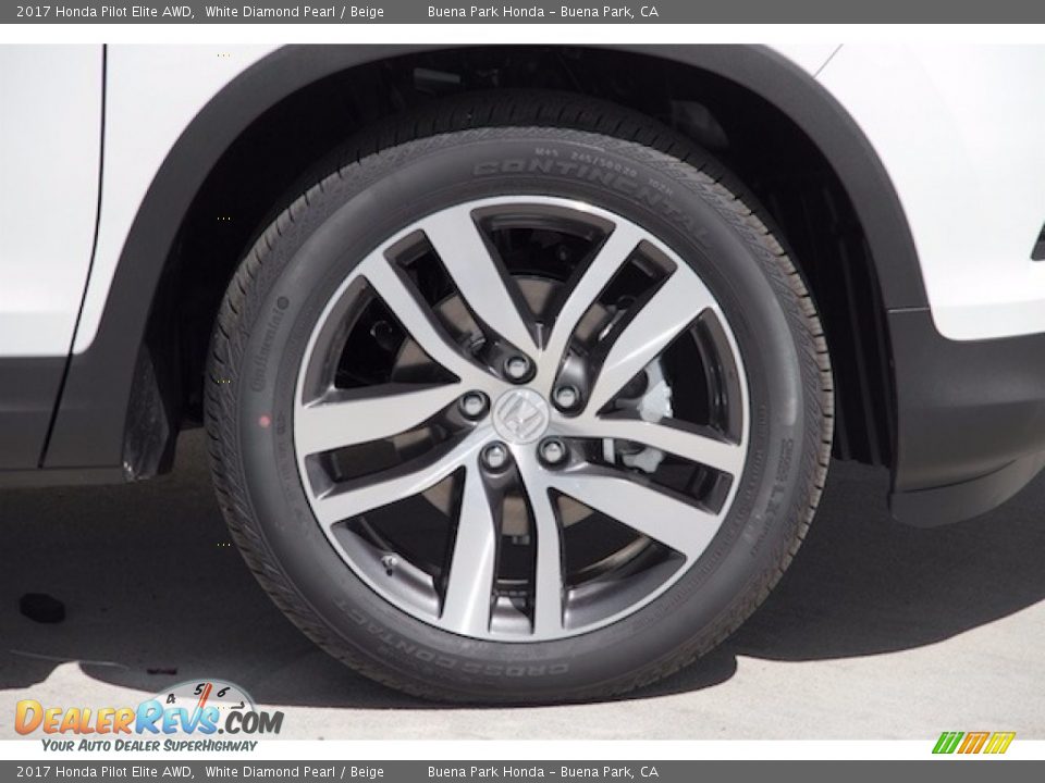 2017 Honda Pilot Elite AWD White Diamond Pearl / Beige Photo #5