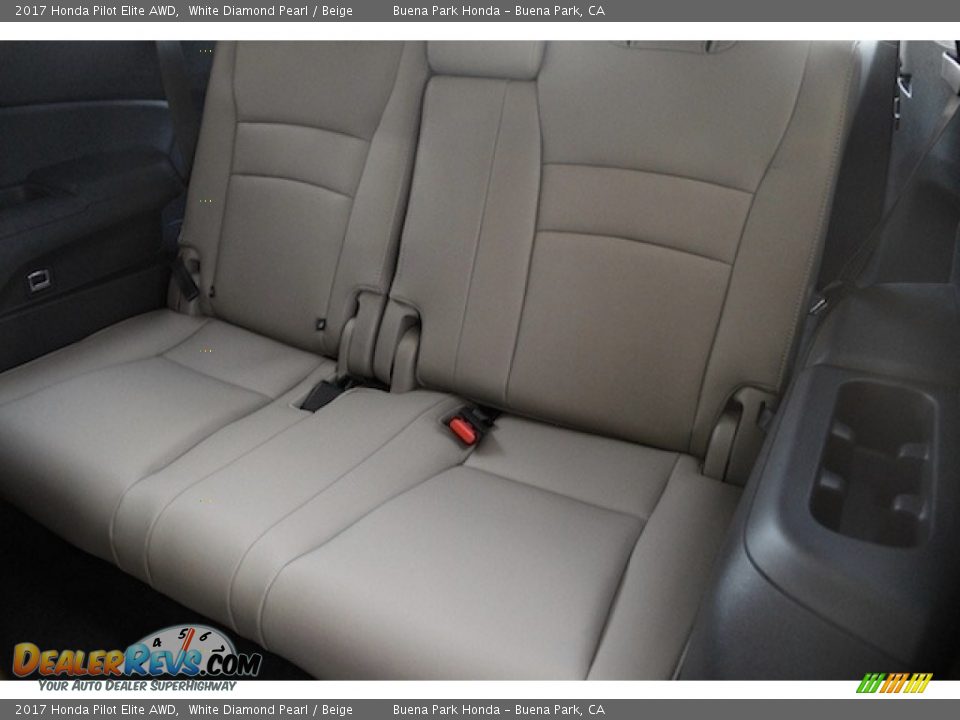 2017 Honda Pilot Elite AWD White Diamond Pearl / Beige Photo #15