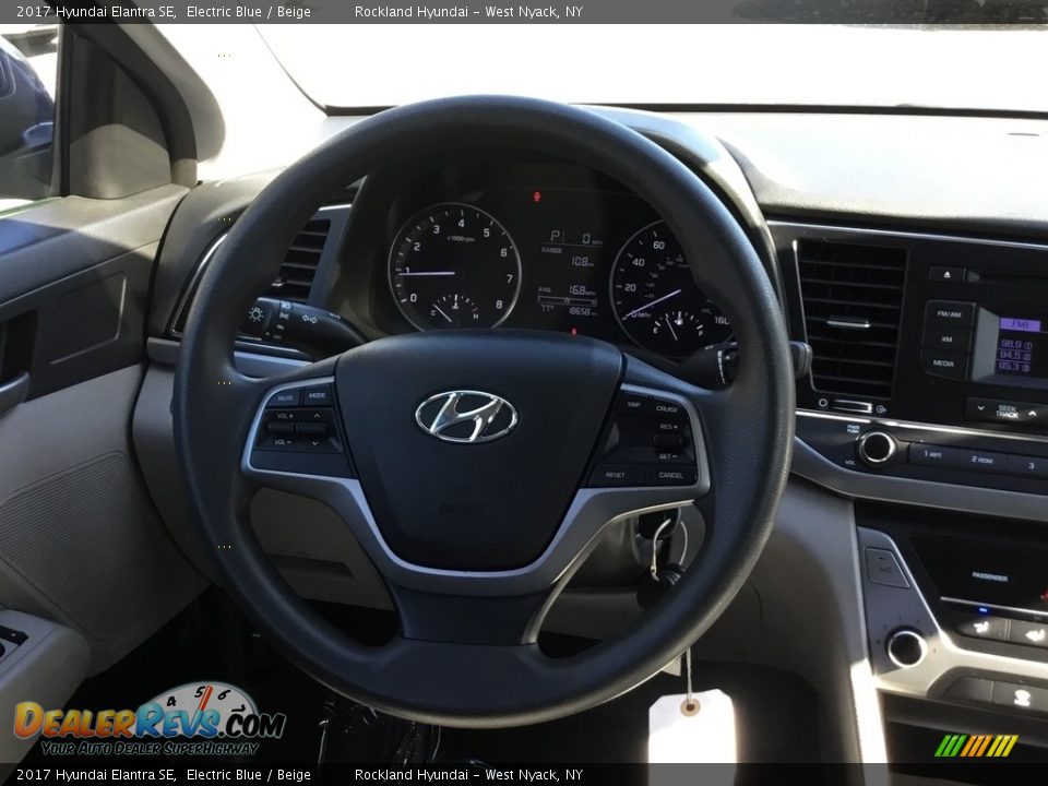 2017 Hyundai Elantra SE Electric Blue / Beige Photo #15