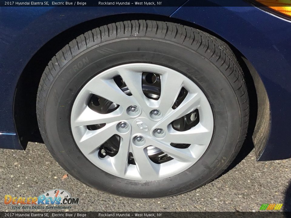 2017 Hyundai Elantra SE Electric Blue / Beige Photo #25