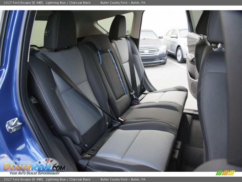 2017 Ford Escape SE 4WD Lightning Blue / Charcoal Black Photo #12