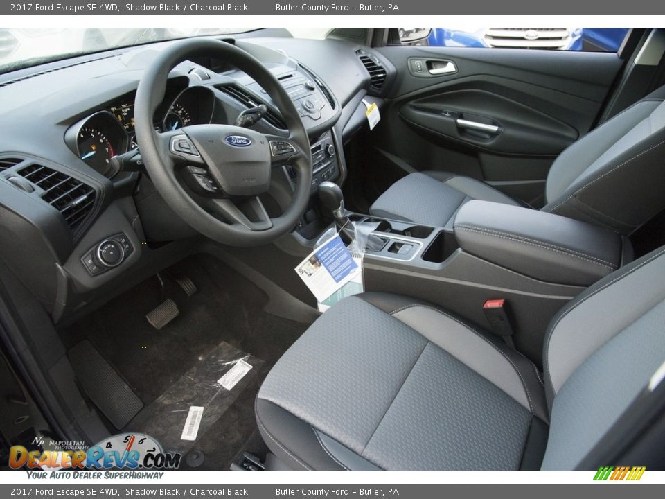 2017 Ford Escape SE 4WD Shadow Black / Charcoal Black Photo #6