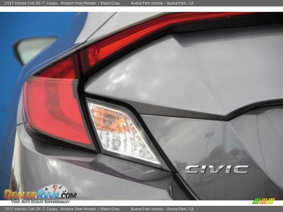 2017 Honda Civic EX-T Coupe Modern Steel Metallic / Black/Gray Photo #3