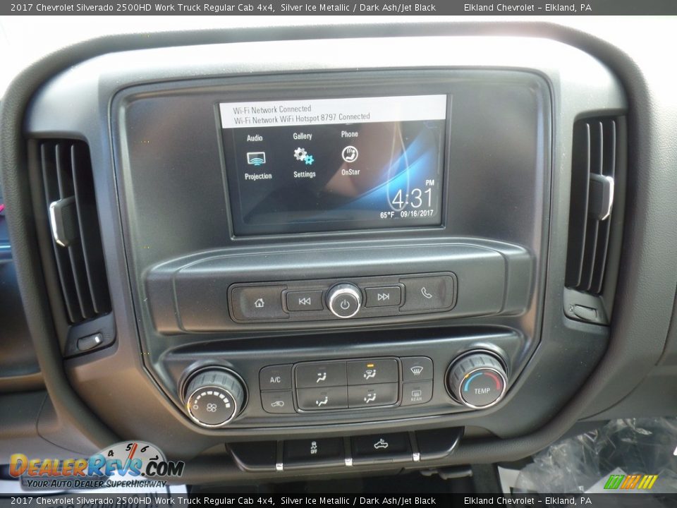2017 Chevrolet Silverado 2500HD Work Truck Regular Cab 4x4 Silver Ice Metallic / Dark Ash/Jet Black Photo #28