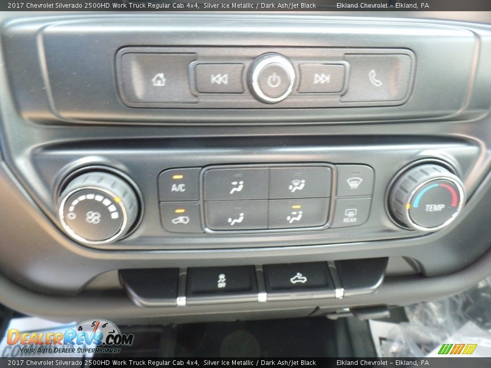 2017 Chevrolet Silverado 2500HD Work Truck Regular Cab 4x4 Silver Ice Metallic / Dark Ash/Jet Black Photo #33