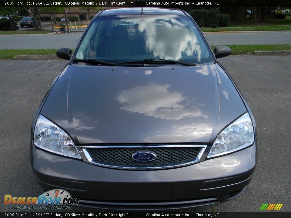 2006 Ford Focus ZX4 SES Sedan CD Silver Metallic / Dark Flint/Light Flint Photo #5