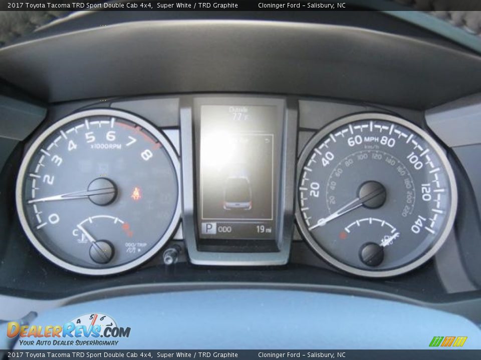 2017 Toyota Tacoma TRD Sport Double Cab 4x4 Super White / TRD Graphite Photo #11