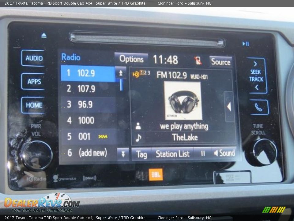 2017 Toyota Tacoma TRD Sport Double Cab 4x4 Super White / TRD Graphite Photo #12