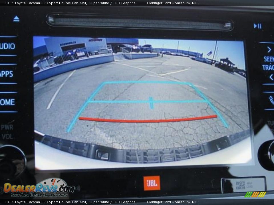 2017 Toyota Tacoma TRD Sport Double Cab 4x4 Super White / TRD Graphite Photo #14