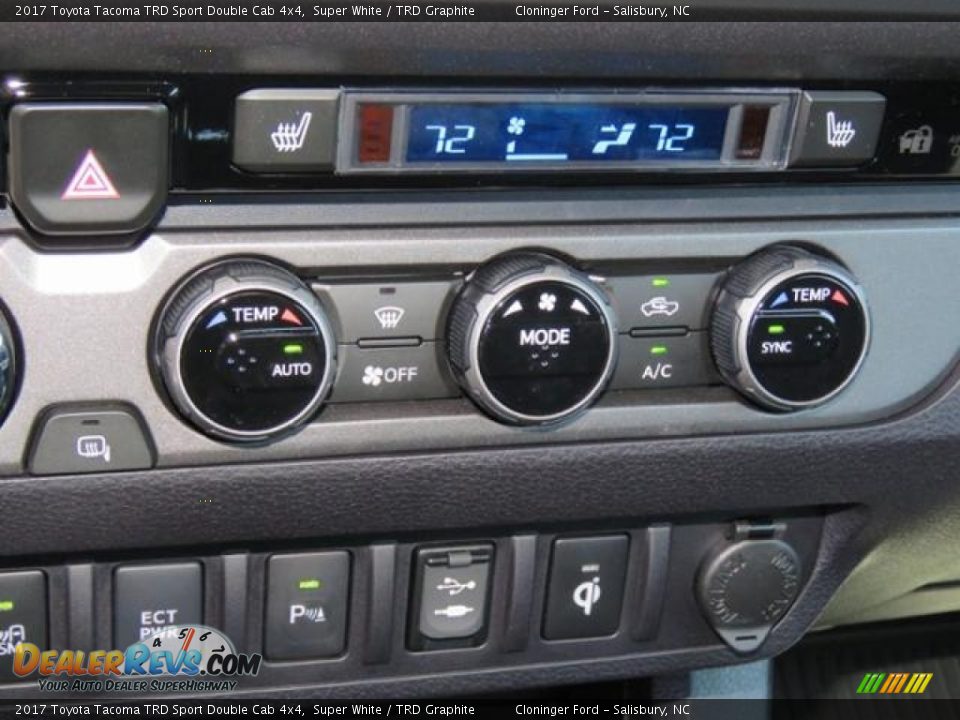 2017 Toyota Tacoma TRD Sport Double Cab 4x4 Super White / TRD Graphite Photo #15