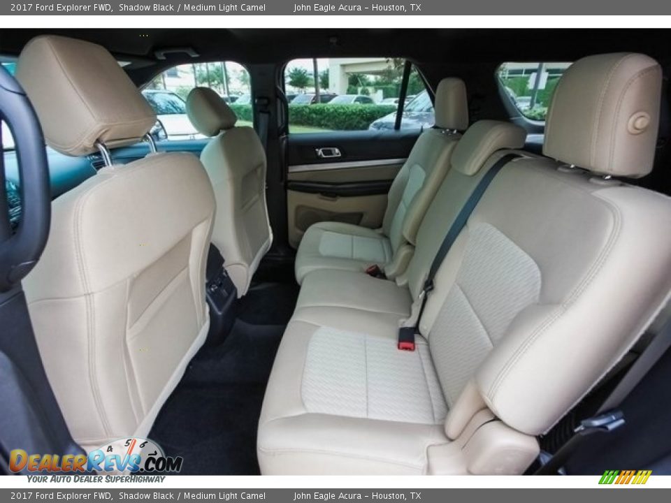 2017 Ford Explorer FWD Shadow Black / Medium Light Camel Photo #19