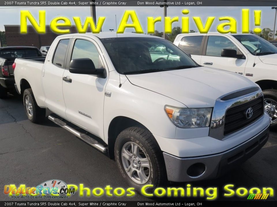 2007 Toyota Tundra SR5 Double Cab 4x4 Super White / Graphite Gray Photo #1