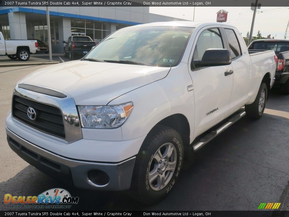 2007 Toyota Tundra SR5 Double Cab 4x4 Super White / Graphite Gray Photo #3