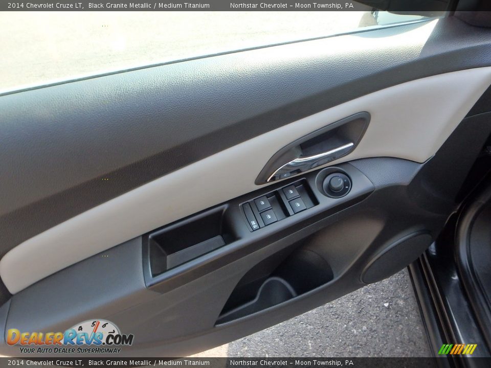 2014 Chevrolet Cruze LT Black Granite Metallic / Medium Titanium Photo #11