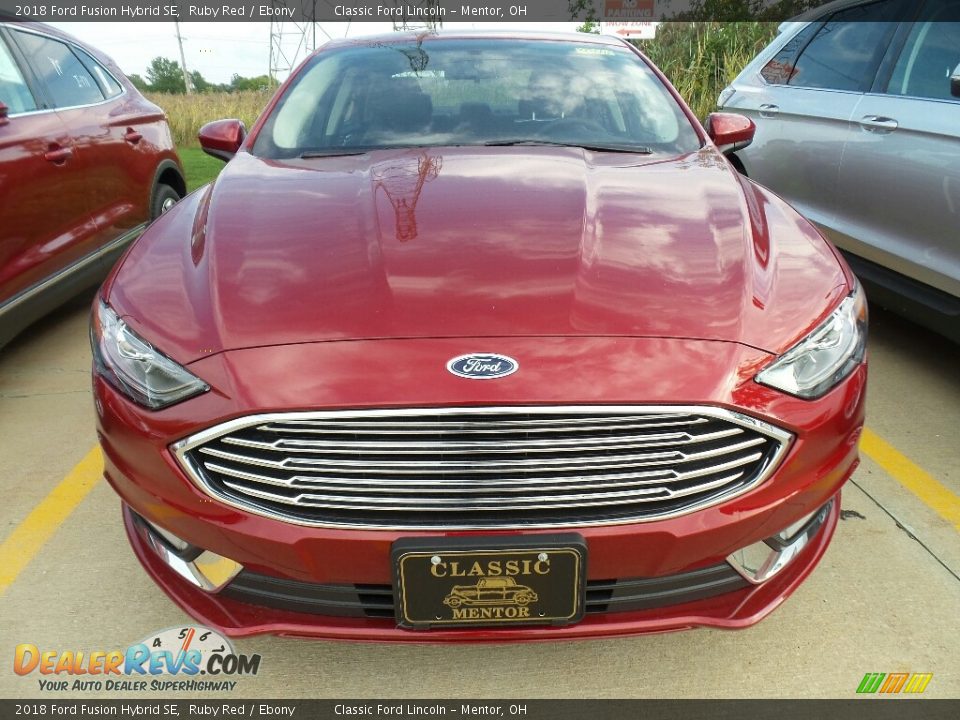 2018 Ford Fusion Hybrid SE Ruby Red / Ebony Photo #2
