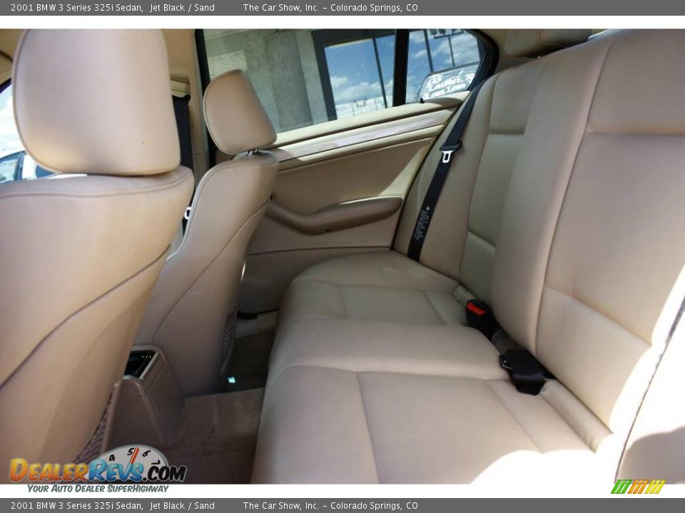 2001 BMW 3 Series 325i Sedan Jet Black / Sand Photo #12