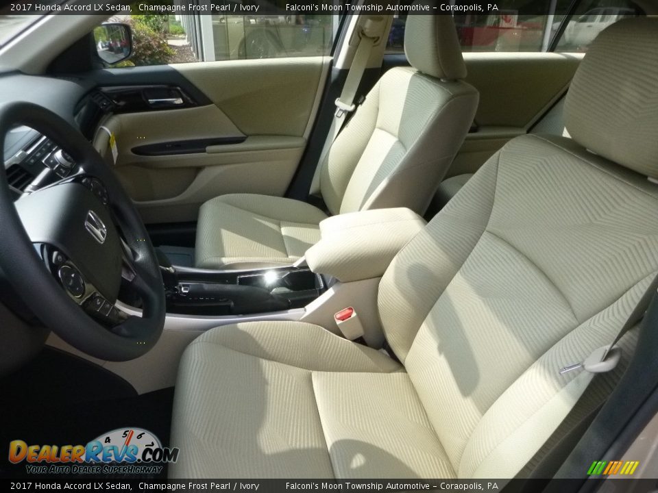 2017 Honda Accord LX Sedan Champagne Frost Pearl / Ivory Photo #8