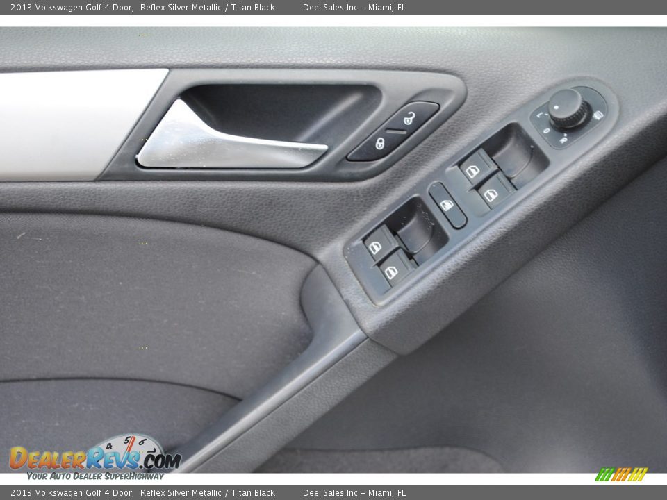 2013 Volkswagen Golf 4 Door Reflex Silver Metallic / Titan Black Photo #17