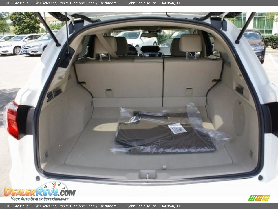 2018 Acura RDX FWD Advance White Diamond Pearl / Parchment Photo #19