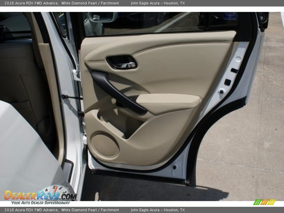 2018 Acura RDX FWD Advance White Diamond Pearl / Parchment Photo #21