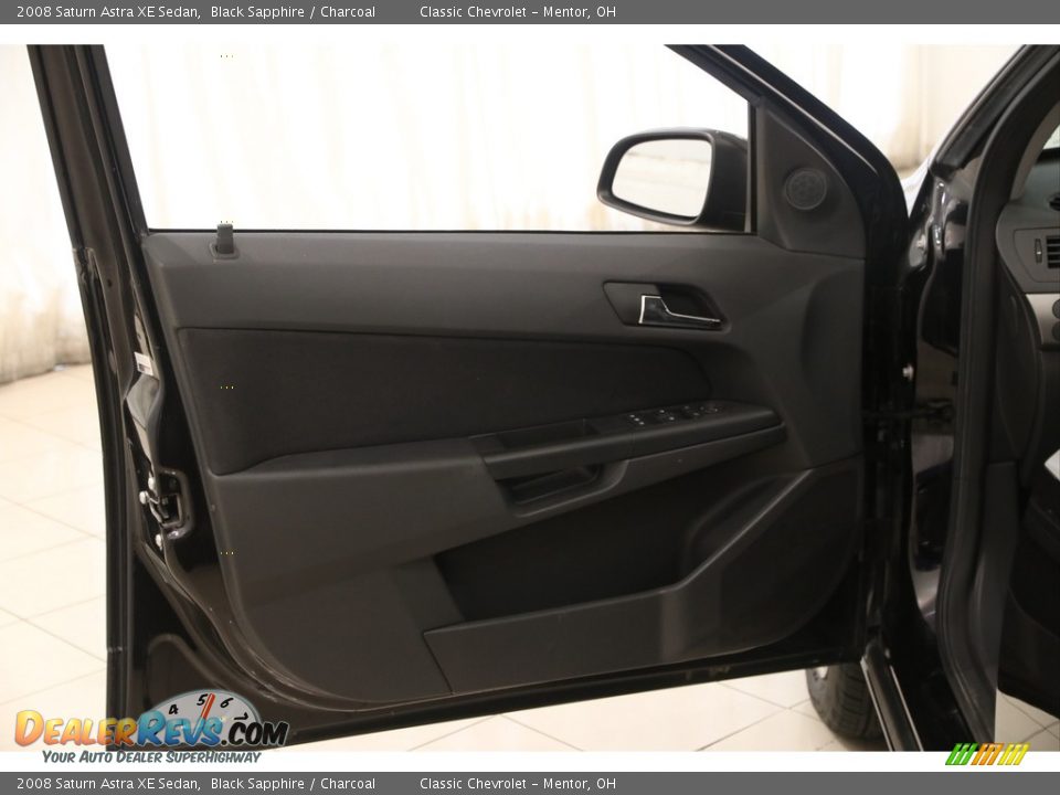 2008 Saturn Astra XE Sedan Black Sapphire / Charcoal Photo #4