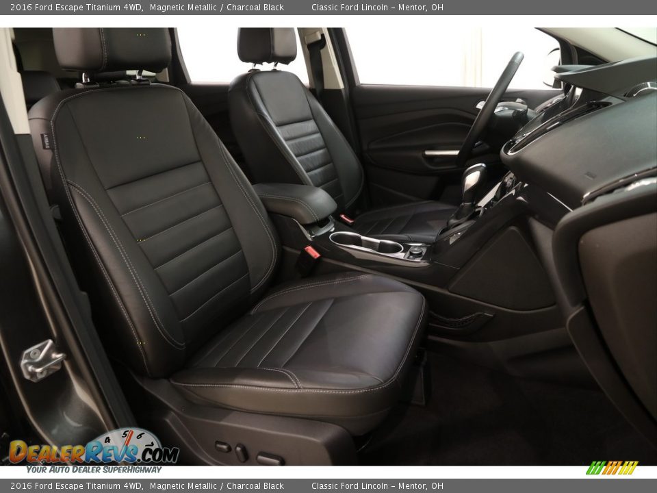 2016 Ford Escape Titanium 4WD Magnetic Metallic / Charcoal Black Photo #14