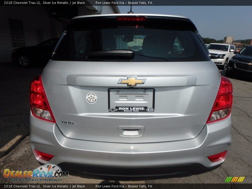 2018 Chevrolet Trax LS Silver Ice Metallic / Jet Black Photo #3