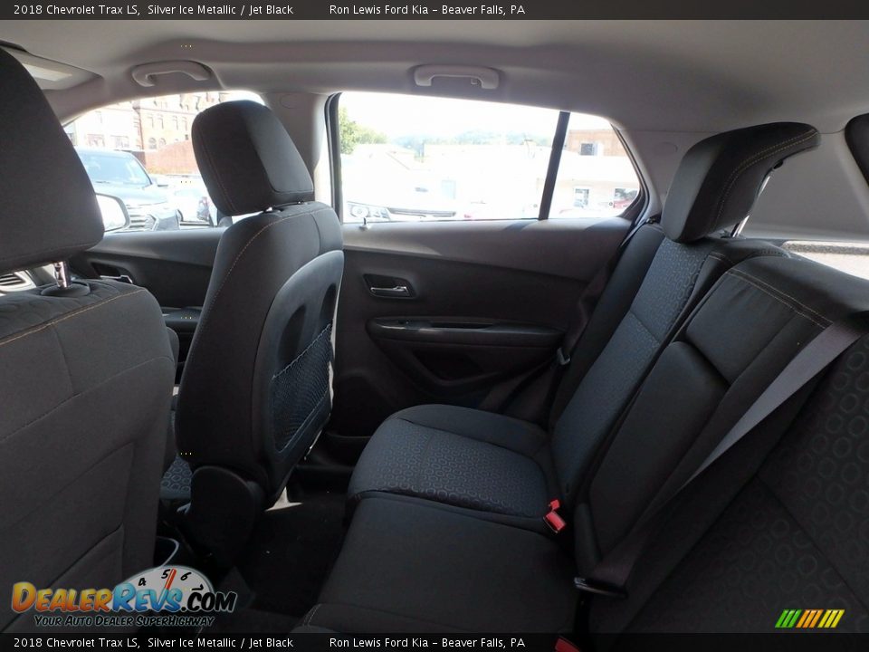 2018 Chevrolet Trax LS Silver Ice Metallic / Jet Black Photo #12