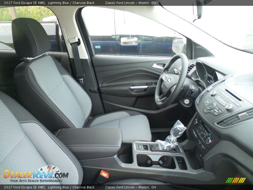 2017 Ford Escape SE 4WD Lightning Blue / Charcoal Black Photo #5