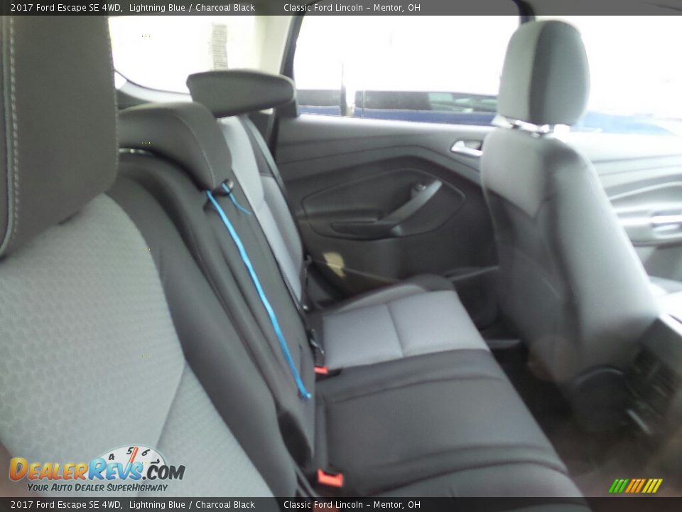 2017 Ford Escape SE 4WD Lightning Blue / Charcoal Black Photo #6