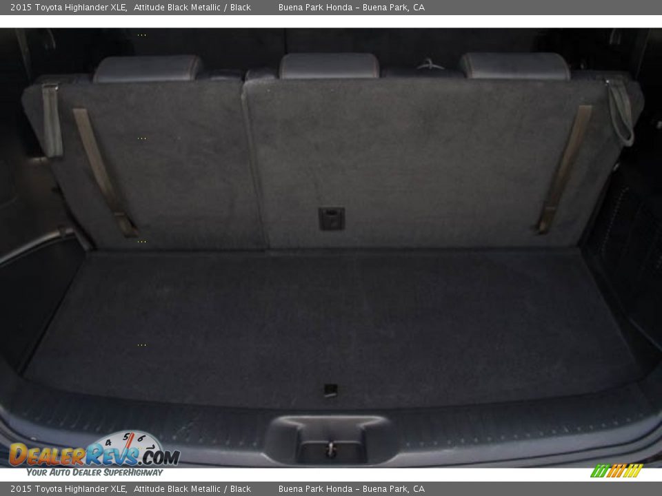 2015 Toyota Highlander XLE Attitude Black Metallic / Black Photo #16