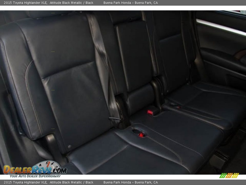 2015 Toyota Highlander XLE Attitude Black Metallic / Black Photo #19