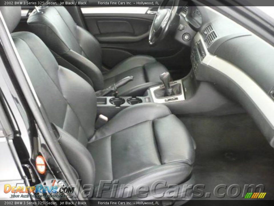 2002 BMW 3 Series 325i Sedan Jet Black / Black Photo #13