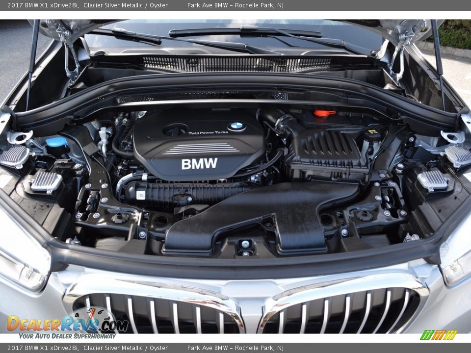 2017 BMW X1 xDrive28i Glacier Silver Metallic / Oyster Photo #30